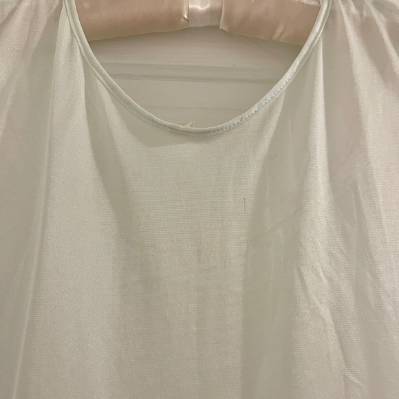 Vintage Womens sleeveless nightgown - Picture 2 of 3